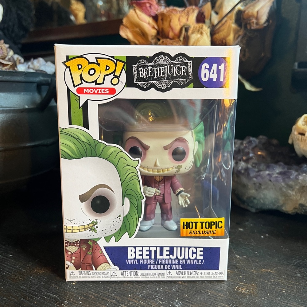 Funko Pop #641 Beetlejuice (Wedding Outfit)